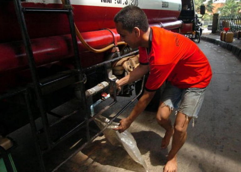 Fuel Theft Prevention and Buyer Protection